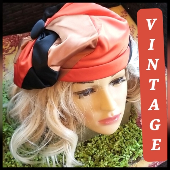 Vintage Accessories - 60's GENE DORIS Groovy Satin Pinwheel Organge Black Silky City Beret Artist Hat